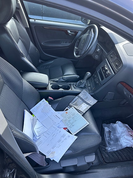 Volvo V70 6 of 9