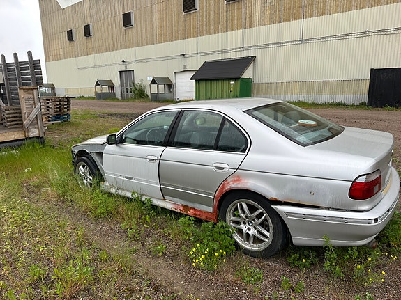BMW 525d 6 of 30
