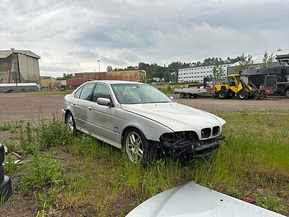 BMW 525d 4 of 30