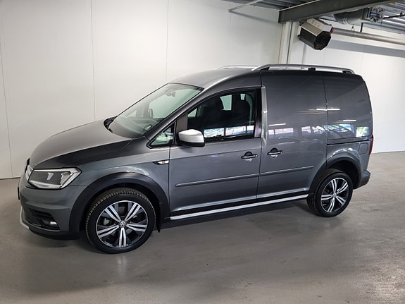 Volkswagen Caddy Alltrack 4 of 5