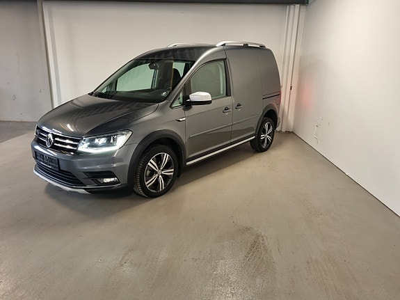 Volkswagen Caddy Alltrack 2 of 5