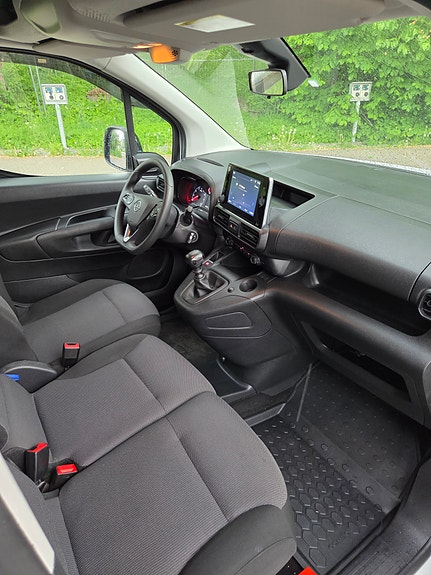 Opel Combo 18 of 25