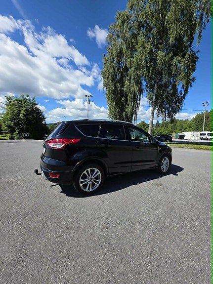 Ford Kuga 2 of 15