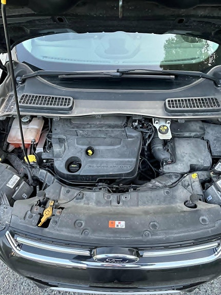 Ford Kuga 10 of 15