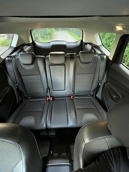 Ford Kuga 6 of 15