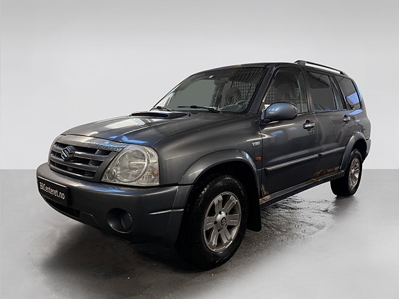 Suzuki Grand Vitara 2 of 5