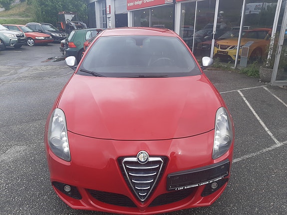 Alfa Romeo Giulietta 5 of 5