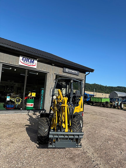 Job-Man 2325. 25hk. 1340 kg løftekapasitet 2 of 5