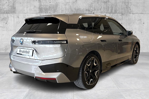 BMW iX 5 of 5
