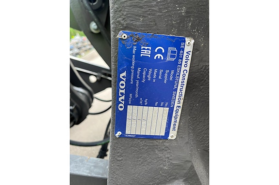 Volvo L70 H2 **Forks & Bucket** 21 of 30