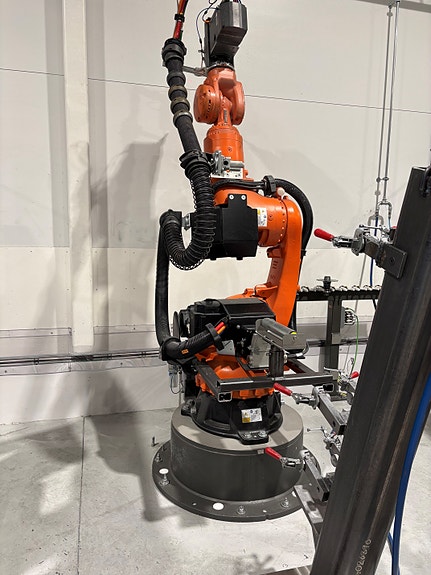 Robot for bearbeiding av Alu Mast