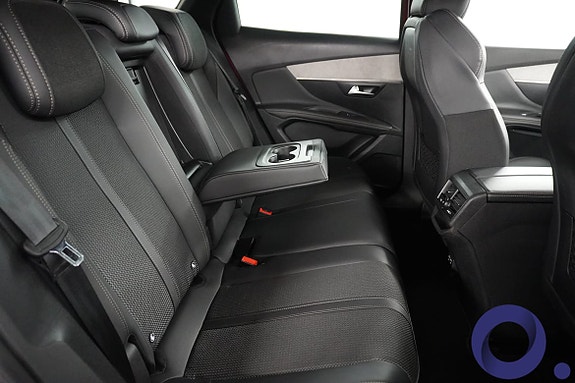 Peugeot 3008 25 of 27