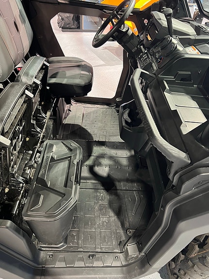 Can-Am Traxter XU HD7 10 of 17