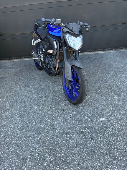 Yamaha MT-125 3 of 5