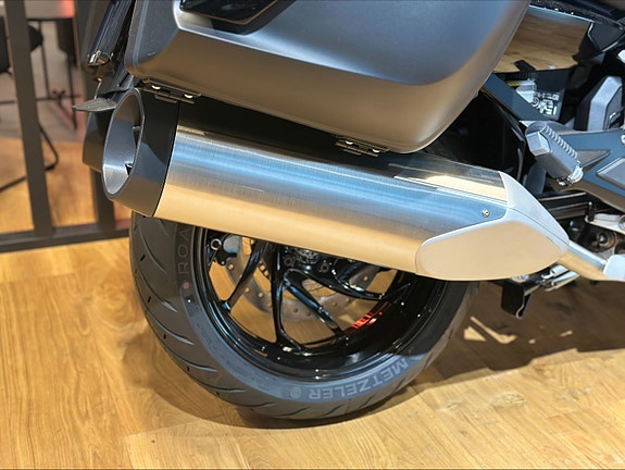 BMW K 1600 GT | SPAR 46.600,-! 4 of 13