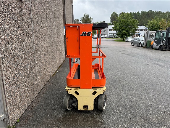 JLG 1230ES    67958 4 of 6