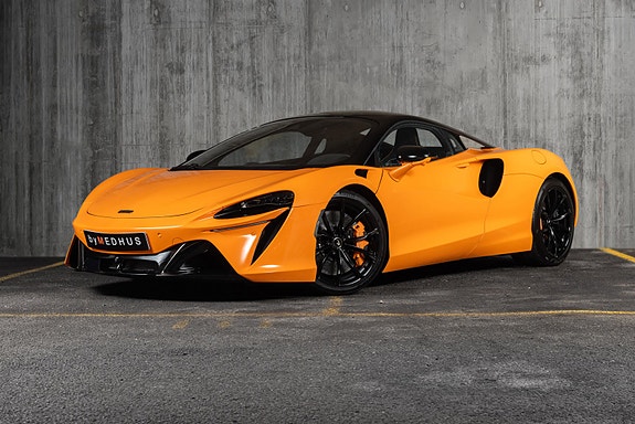 McLaren Artura 3 of 30
