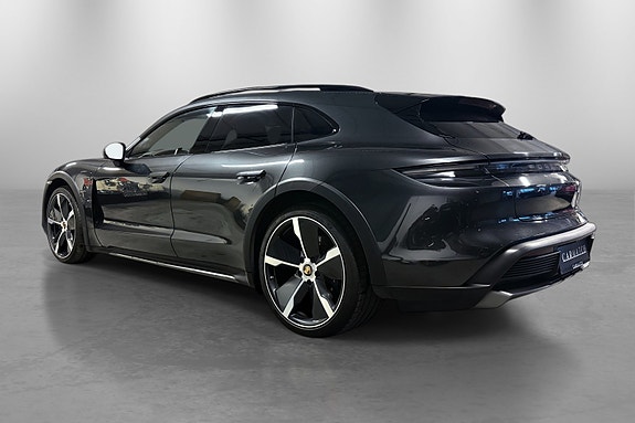 Porsche Taycan 4 8 of 30