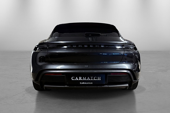 Porsche Taycan 4 7 of 30