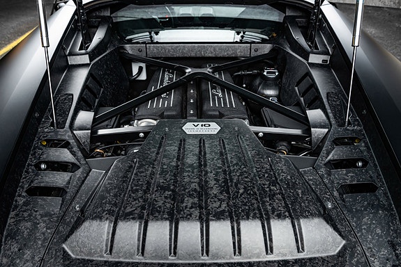 Lamborghini Huracan 28 of 30