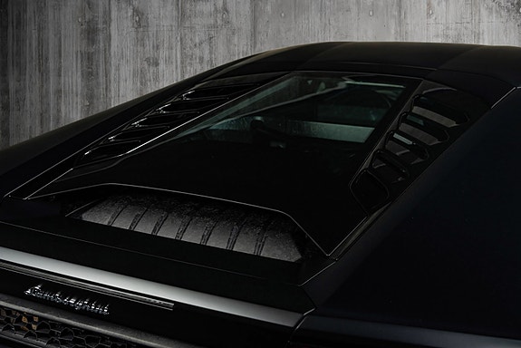 Lamborghini Huracan 19 of 30