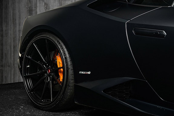 Lamborghini Huracan 22 of 30