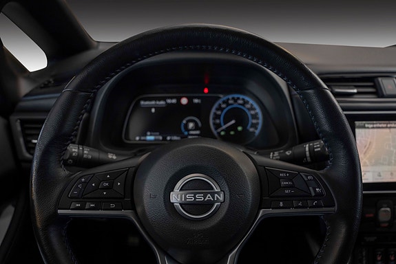 Nissan Leaf 10 of 22