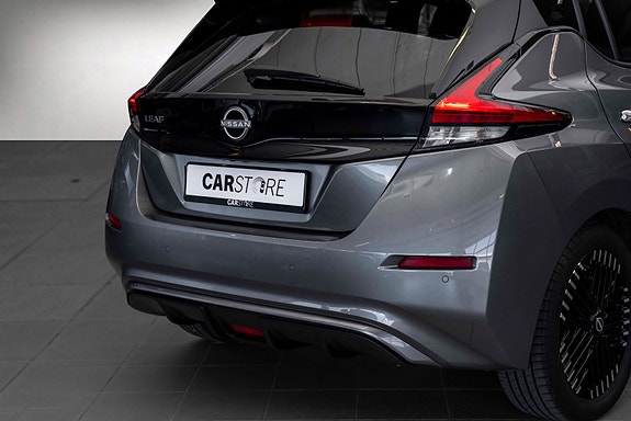 Nissan Leaf 6 of 22