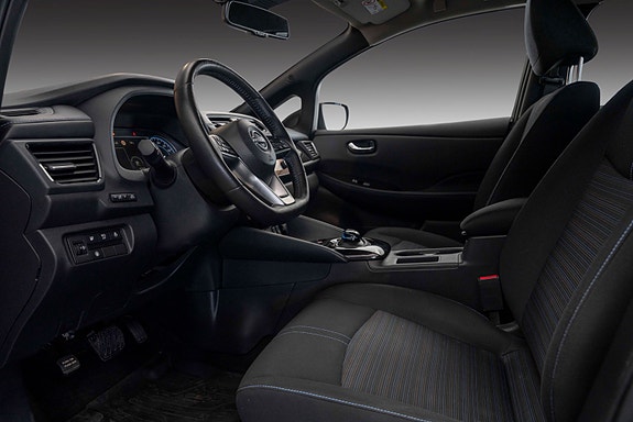 Nissan Leaf 17 of 22