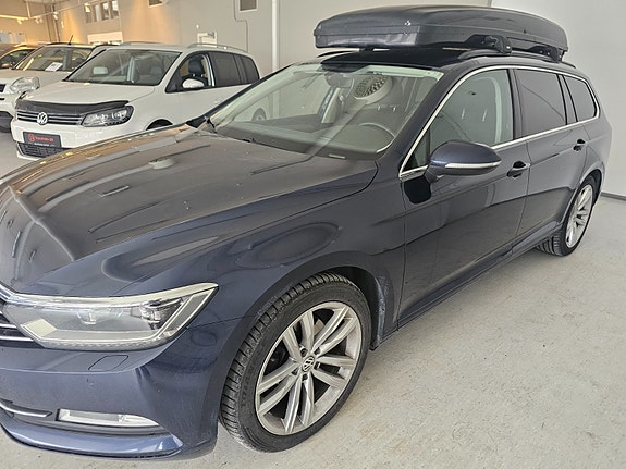 Volkswagen Passat 3 of 5