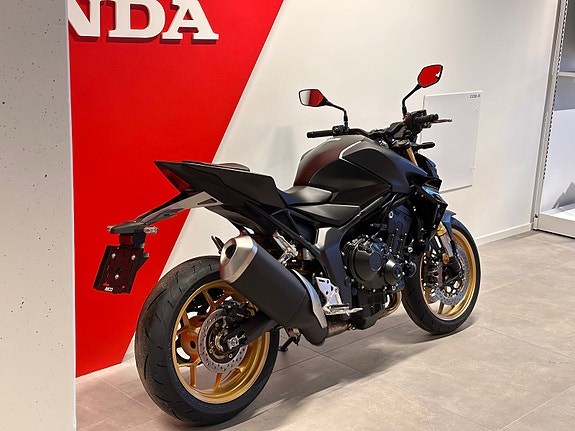 Honda CB1000 Hornet SP - Kampanje! 15.000,- i utstyr inkl. 3 of 5