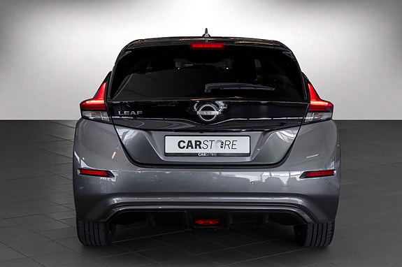 Nissan Leaf 7 of 22