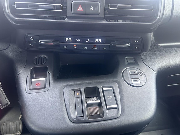 Citroen Berlingo 21 of 30