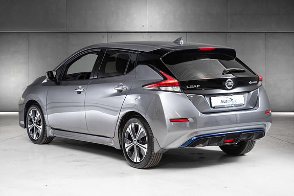 Nissan Leaf 6 of 21