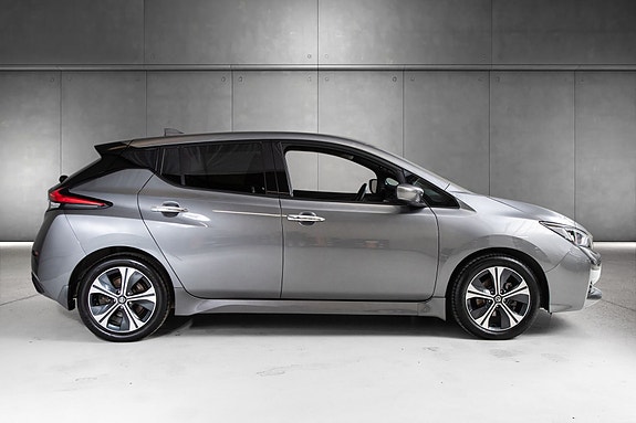 Nissan Leaf 4 of 21