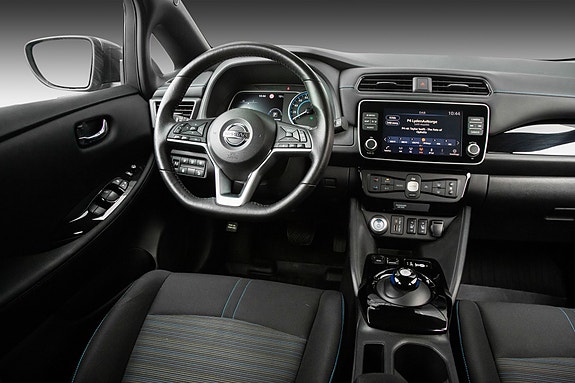 Nissan Leaf 12 of 21