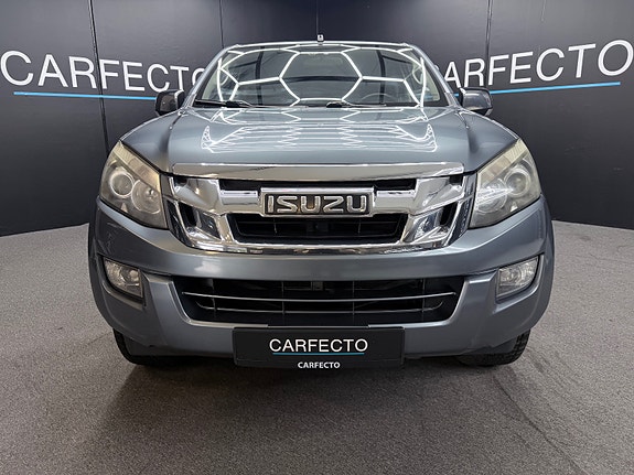 Isuzu D-max 4 of 5