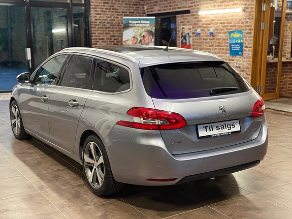 Peugeot 308 11 of 30