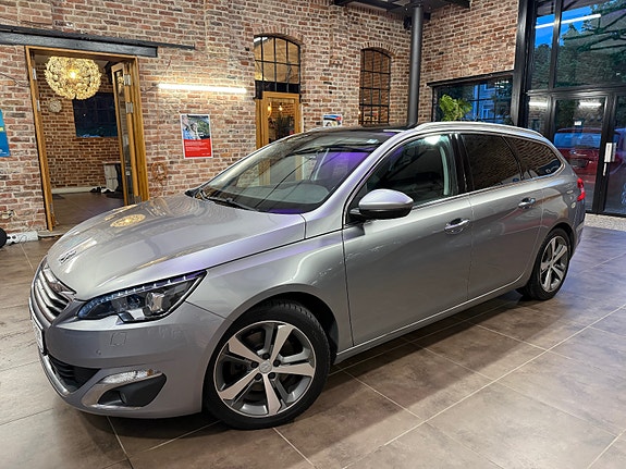 Peugeot 308 7 of 30