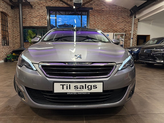 Peugeot 308 2 of 30