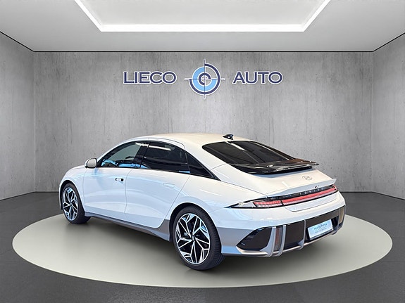 Hyundai Ioniq 6 3 of 23