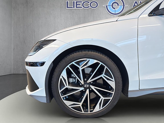 Hyundai Ioniq 6 22 of 23