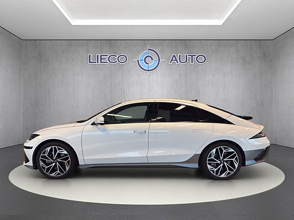 Hyundai Ioniq 6 2 of 23