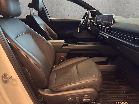 Hyundai Ioniq 6 18 of 23