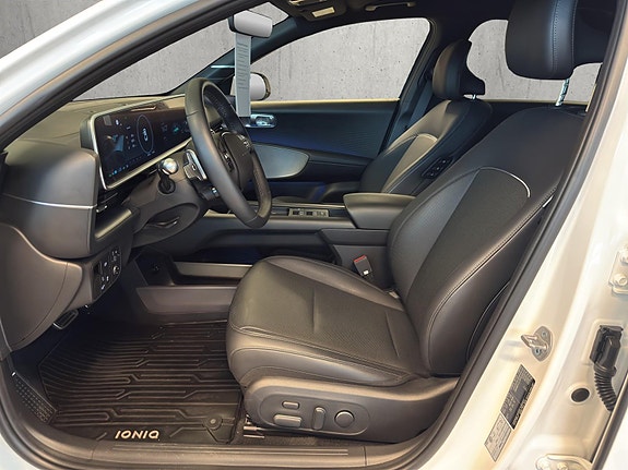 Hyundai Ioniq 6 11 of 23