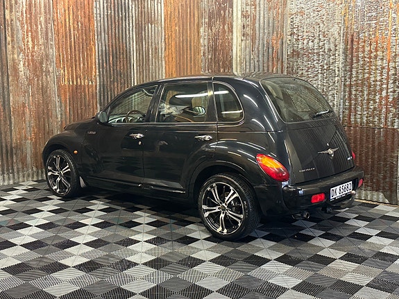 Chrysler PT Cruiser 11 of 30