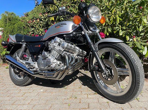 Honda CBX 1000 2 of 14