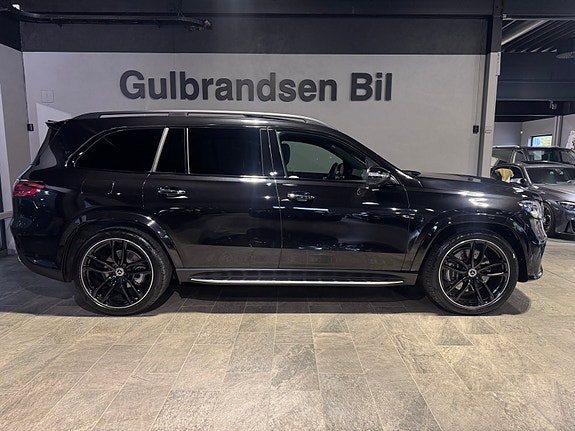Mercedes-Benz GLS450 d 3 of 5