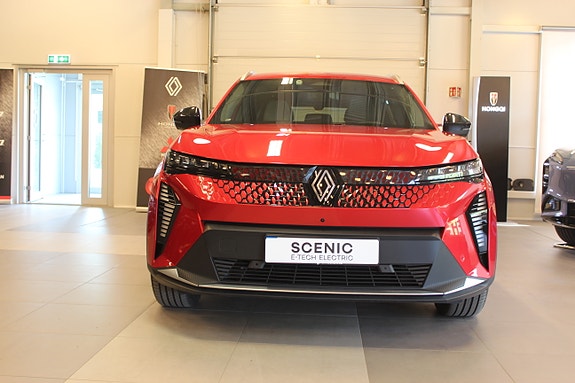 Renault Scenic E-Tech 4 of 16