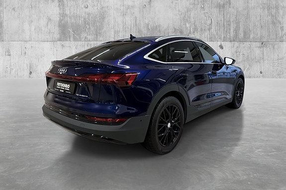 Audi e-tron Sportback 4 of 20